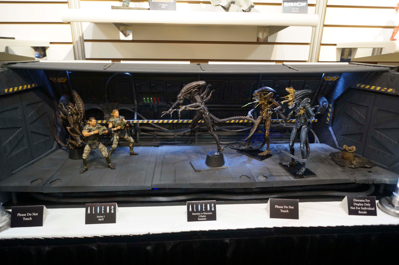 Illustration for article titled Robot George Washington, Dirty Schwarzeneggers and KHAAAAAAN: Toy Fair 2013, Day 2